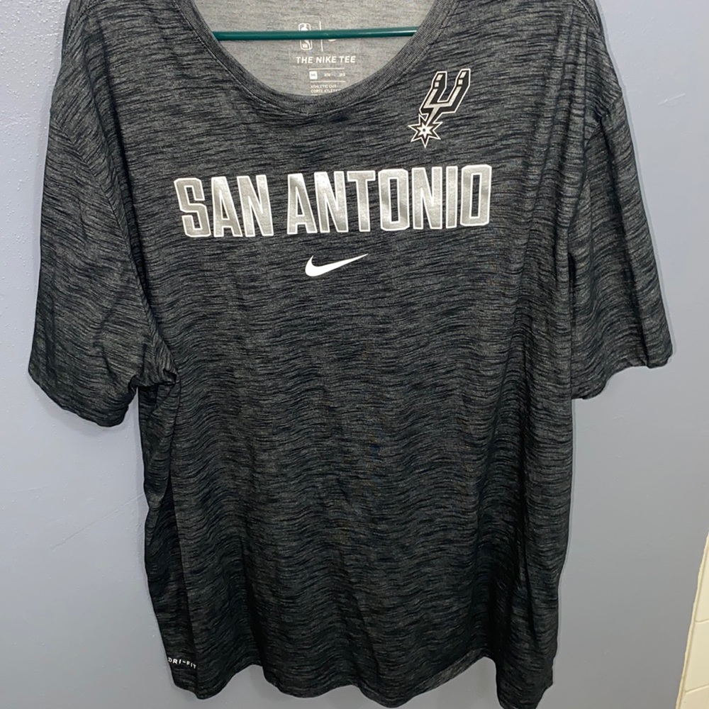 Nike Dri fit Spurs Shirt 3XL